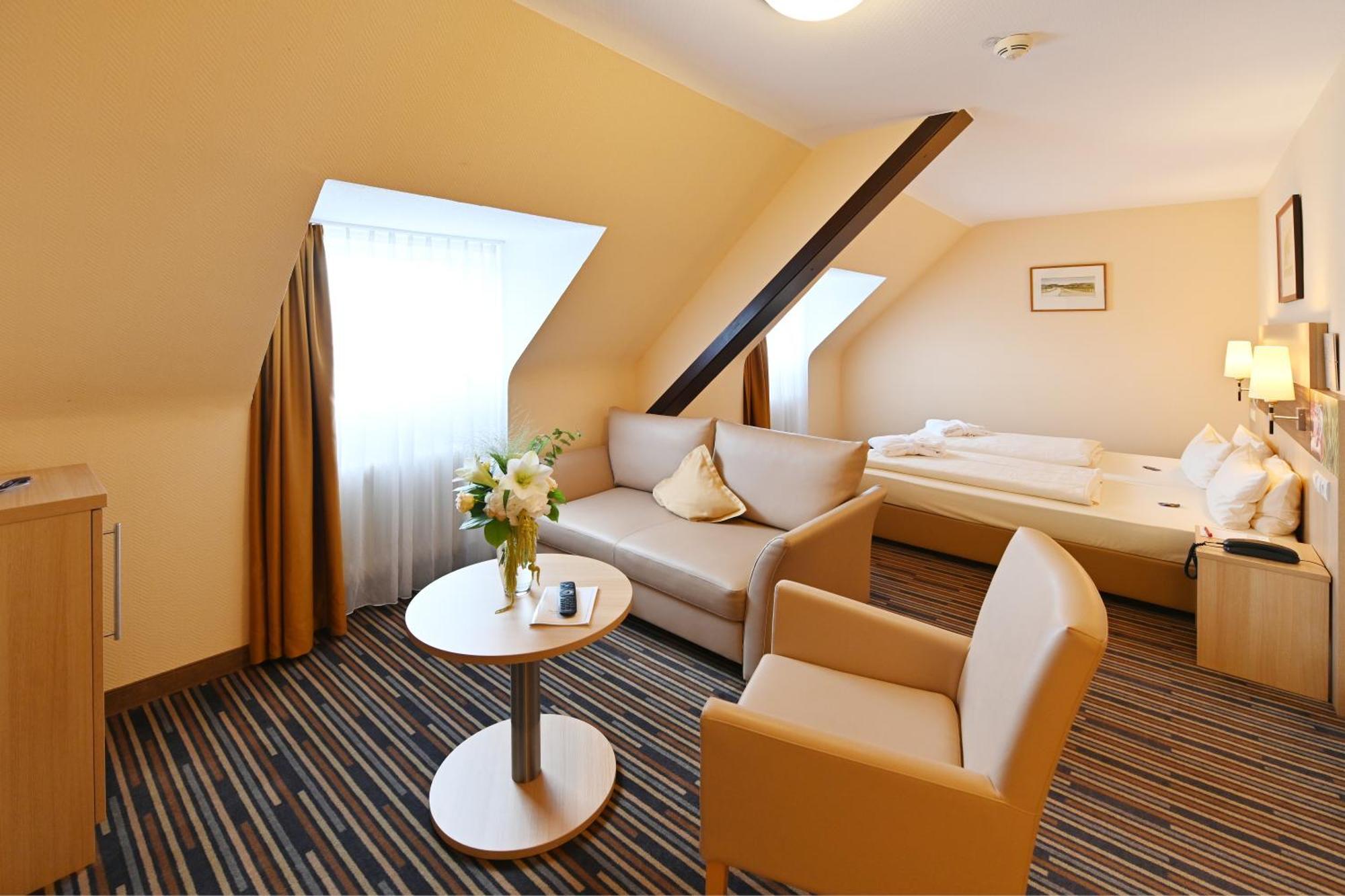 Kurpark-Hotel Bad Duerkheim Ngoại thất bức ảnh