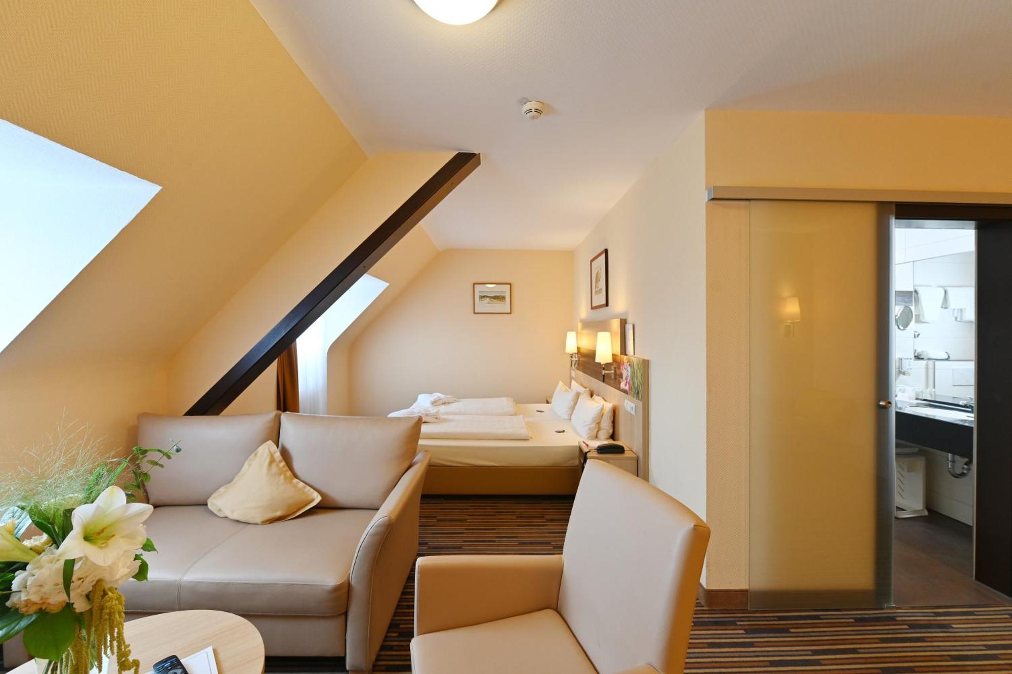 Kurpark-Hotel Bad Duerkheim Ngoại thất bức ảnh